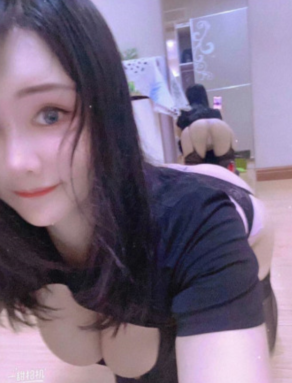 无敌E杯瑜伽一字马